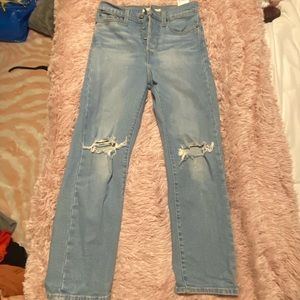 Levi’s Wedgie straight jeans. Worn 2X
